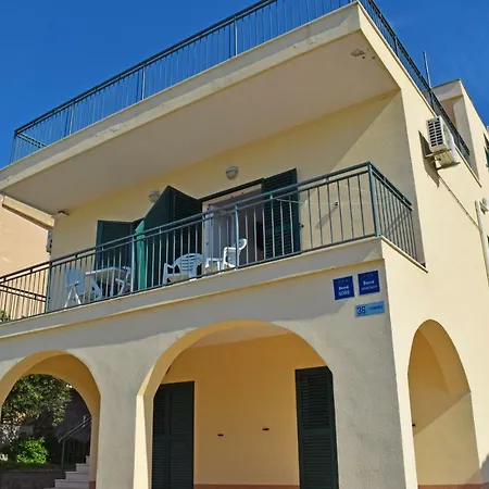 Apartments Buljan Brela Exterior photo